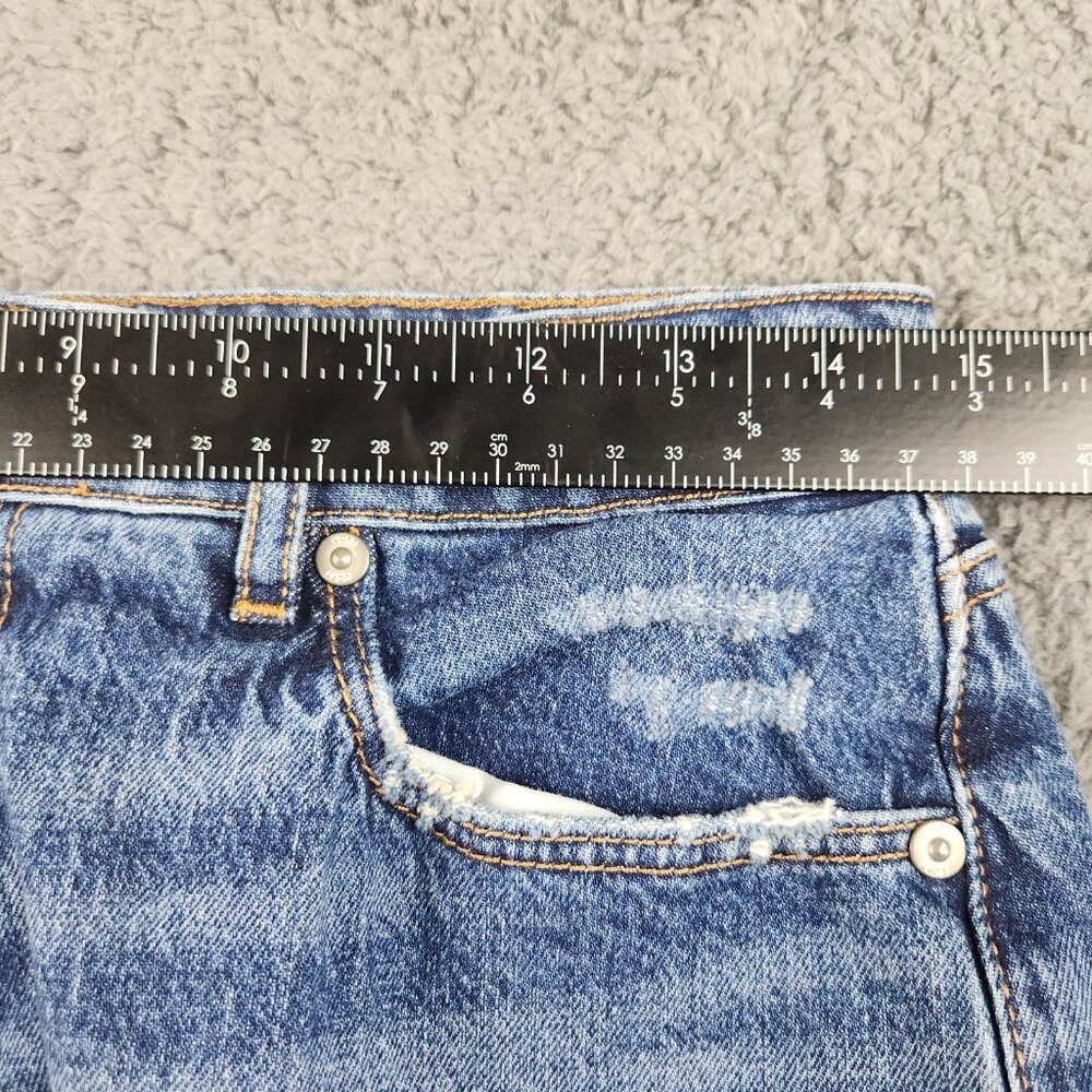 Women's Curvy Fit Straight Crop Leg Jeans Size 27 Blue Mid Rise Relaxed Casual - Picture 6 of 11